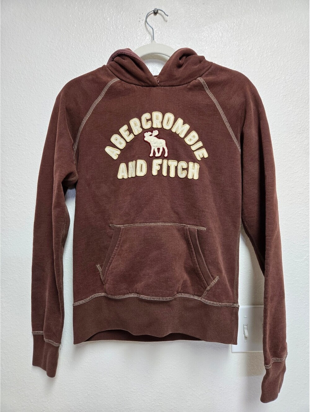 Vintage Abercrombie & Fitch Brown Sweatshirt Y2K Moose Logo Distressed Women L